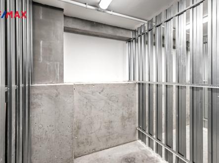 p1726429.jpg | Prodej - skladovací prostor, 1 m²