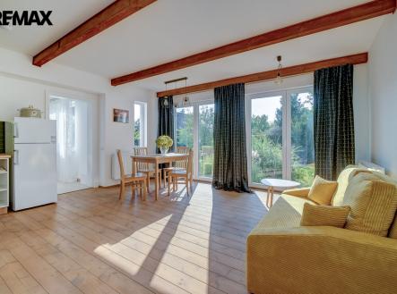 240906-byt-kvetnice-7.jpg | Pronájem bytu, 2+kk, 43 m²