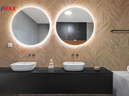 p1768342.jpg | Prodej - dům/vila, 182 m²