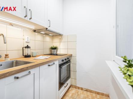 p1769566.jpg | Prodej bytu, 1+1, 27 m²