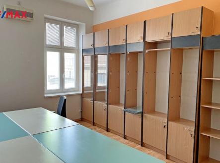 1.jpg | Pronájem - kanceláře, 33 m²
