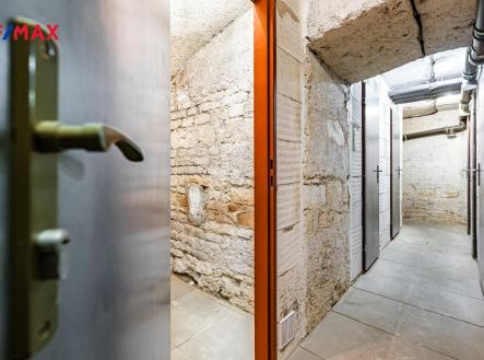 p1769778.jpg | Pronájem - skladovací prostor, 3 m²