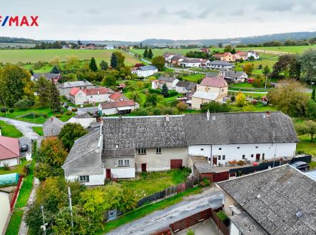 251009-cervena-lhota-2.jpg | Prodej - dům/vila, 210 m²