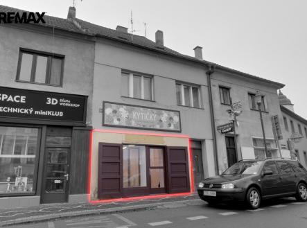 Pronájem - obchodní prostor, 65 m²