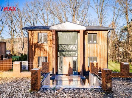 Prodej - dům/vila, 294 m²