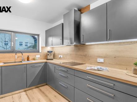 p1120159.jpg | Prodej bytu, 4+kk, 244 m²