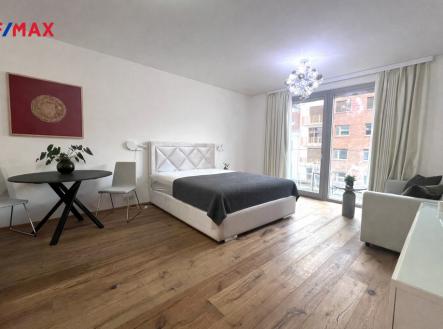 img-1111.png | Pronájem bytu, 1+kk, 39 m²