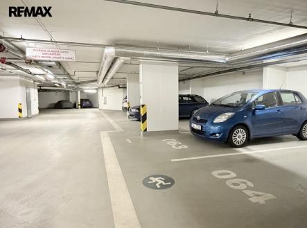 img-8985.jpeg | Pronájem - malý objekt/garáž