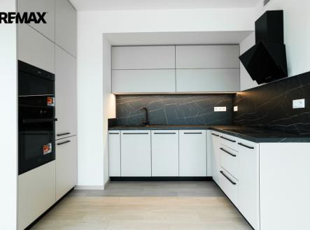 Foto kuchyně | Pronájem bytu, 2+kk, 80 m²