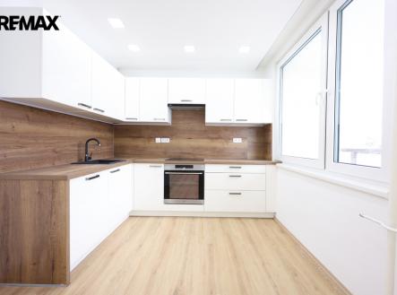 Pronájem bytu, 3+kk, 72 m² obrázek