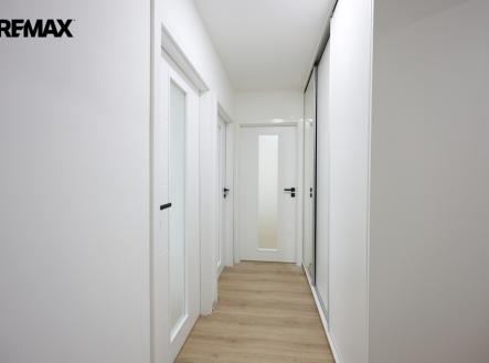 gx3a1941.jpg | Pronájem bytu, 3+kk, 72 m²