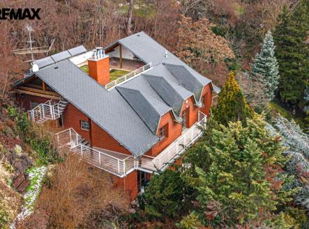 dji-20260218120947-0881-d.jpg | Prodej - dům/vila, 345 m²