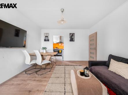 260310-nehvizdy-6.jpg | Prodej bytu, 3+1, 59 m²