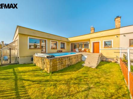 260312-dum-bela-pod-bezdezem-1.jpg | Prodej - dům/vila, 178 m²