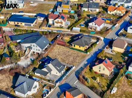 260302-pozemek-beroun-9.jpg | Prodej - pozemek pro bydlení, 596 m²