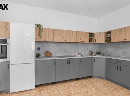 p1131103.jpg | Prodej - dům/vila, 478 m²