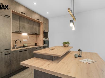 p1120943.jpg | Prodej - dům/vila, 478 m²