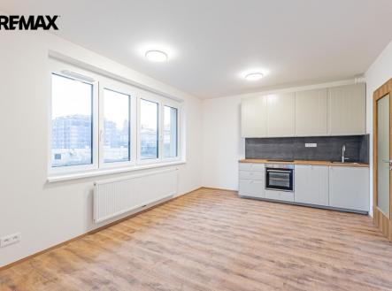 p1305533-vylepsene-nr.jpg | Prodej bytu, 2+kk, 45 m²