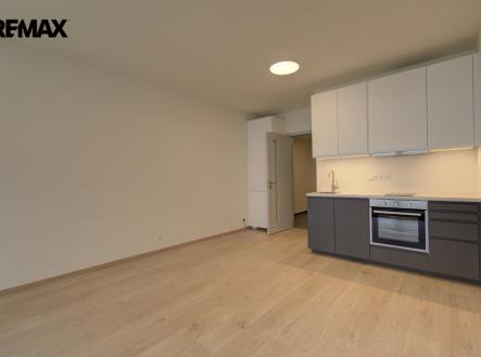 dsc-0522-3-4.jpg | Pronájem bytu, 1+kk, 36 m²