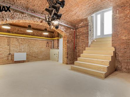 p1200381.jpg | Prodej - jiné, 334 m²