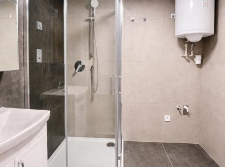 koupelna.png | Pronájem bytu, 1+kk, 22 m²