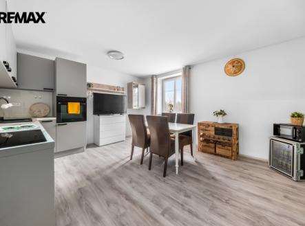 260328-byt-nupaky-1.jpg | Prodej bytu, 3+kk, 62 m²