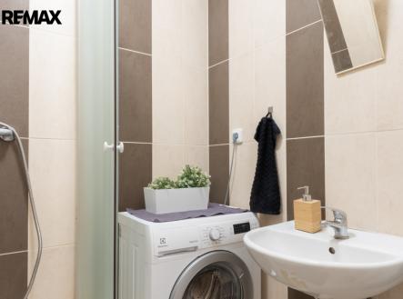 praha-9-rymarovska-561-1.np-nebytovy-prostor-1.13-detail.pdf.png | Pronájem bytu, 2+1, 53 m²