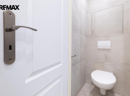 p1777039-1.jpg | Pronájem bytu, 2+1, 49 m²