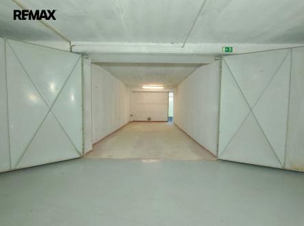 img-20260402-190354.jpg | Pronájem - malý objekt/garáž