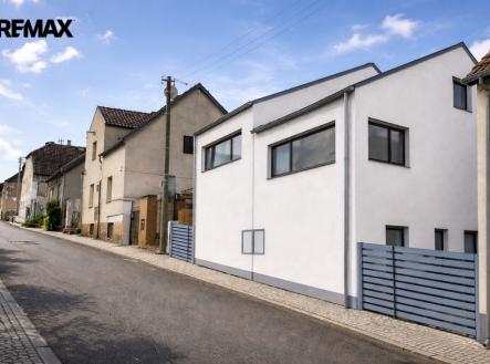 chatgpt-image-20.4.2026-12-59-06.png | Prodej - pozemek pro bydlení, 680 m²