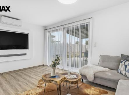 p1234111.jpg | Prodej - dům/vila, 264 m²