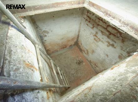 img-20260402-212908.jpg | Prodej - malý objekt/garáž