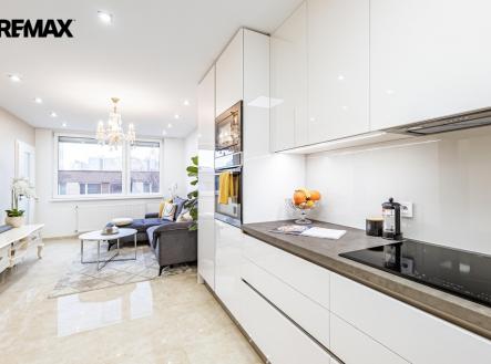 p1401947.jpg | Pronájem bytu, 2+kk, 44 m²