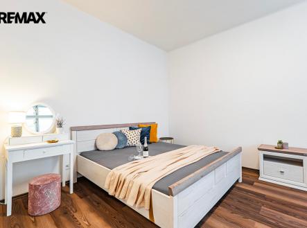p1431570-vylepsene-nr.jpg | Pronájem bytu, 2+kk, 48 m²