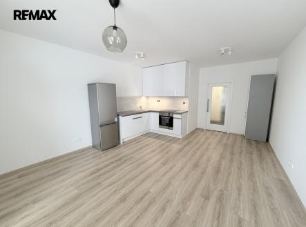 img-9906.jpg | Pronájem bytu, 1+kk, 35 m²