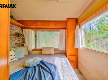 260405-pozemek-karavan-vesely-nad-luznici-int-1.jpg | Prodej - pozemek, ostatní, 1 310 m²