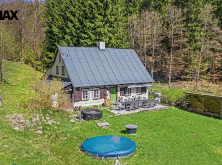 dji-20260426141617-0831-d.jpg | Prodej - dům/vila, 200 m²
