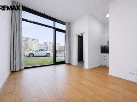 pokoj-3-zmena.png | Pronájem bytu, 1+kk, 59 m²