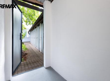 p1782914-1.jpg | Prodej - skladovací prostor, 2 m²