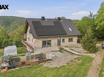 dji-20260504182035-0055-d.jpg | Prodej - dům/vila, 385 m²
