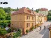 Prodej - nájemní dům, 200 m²