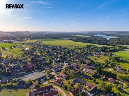 dji-20260528185240-0598-d.jpg | Prodej - dům/vila, 390 m²