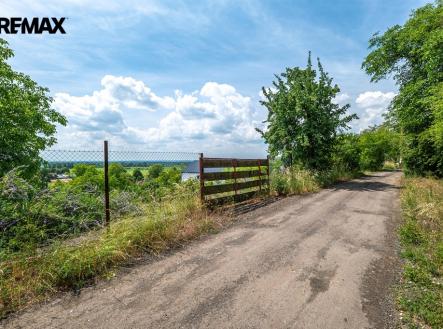 p1786611.jpg | Prodej - pozemek pro bydlení, 886 m²