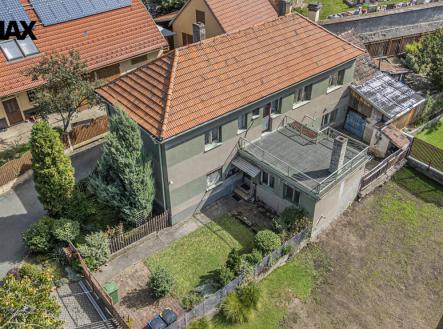 dji-20250912114931-0168-d.jpg | Prodej - dům/vila, 175 m²