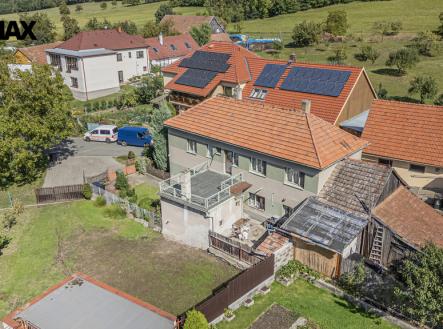 dji-20250912114724-0161-d.jpg | Prodej - dům/vila, 175 m²