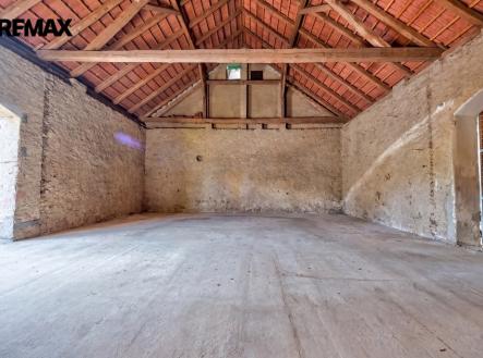 1.jpeg | Pronájem - skladovací prostor, 154 m²