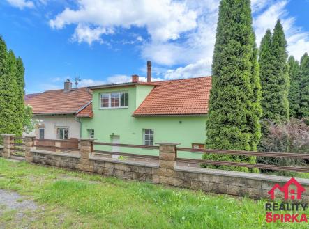 Piaritická RD Svozil | Prodej - komerční objekt,, 349 m²