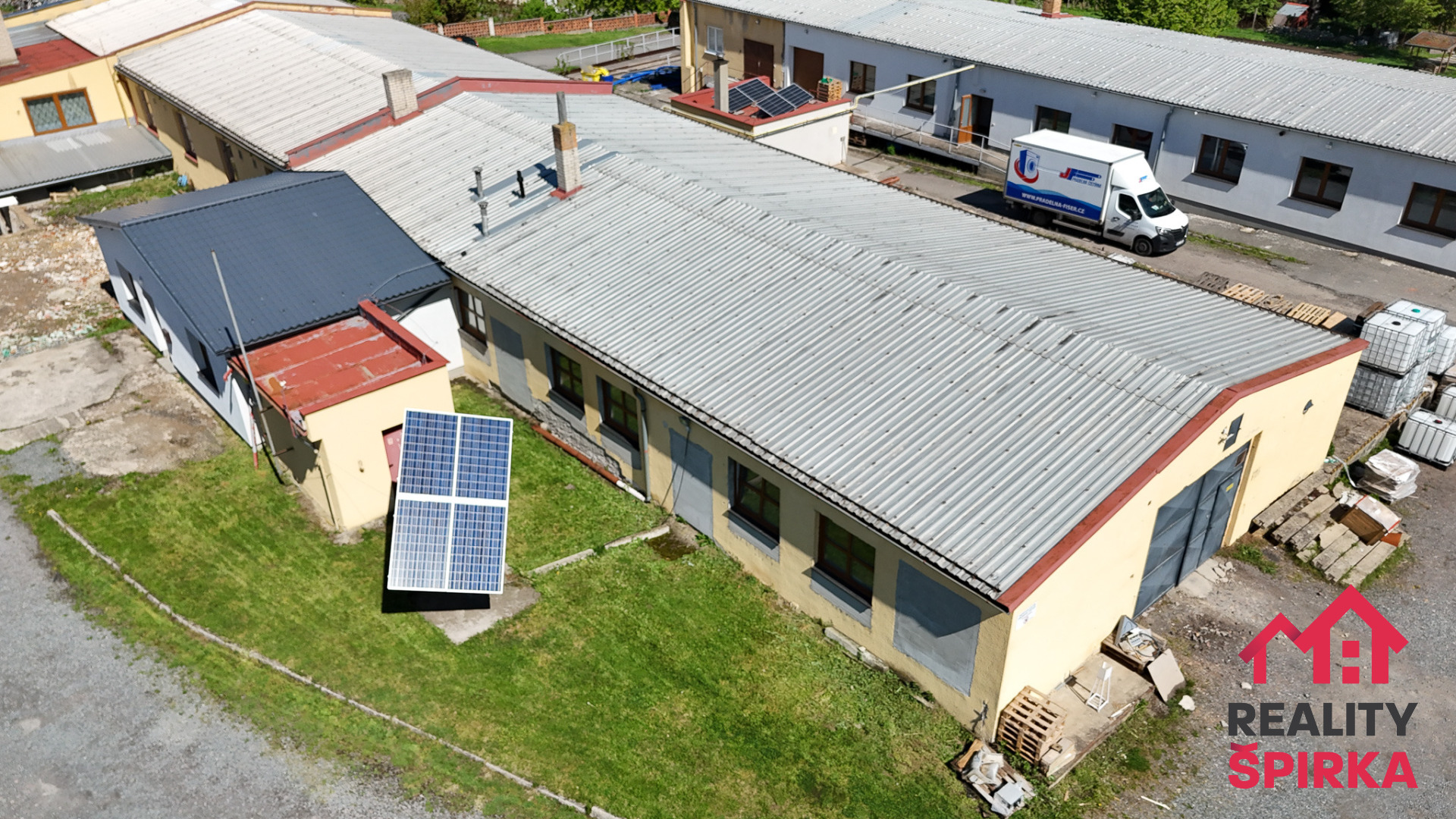 Pronájem výrobně skladové haly 360 m², Litomyšl