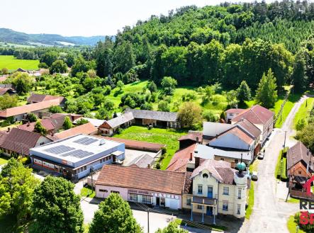 Prodej - dům/vila, 282 m² obrázek