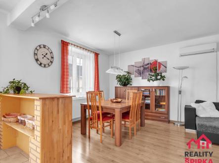 RD 4+1, garáž, pergola, Staré Město, okres Svitavy | Prodej - dům/vila, 112 m²